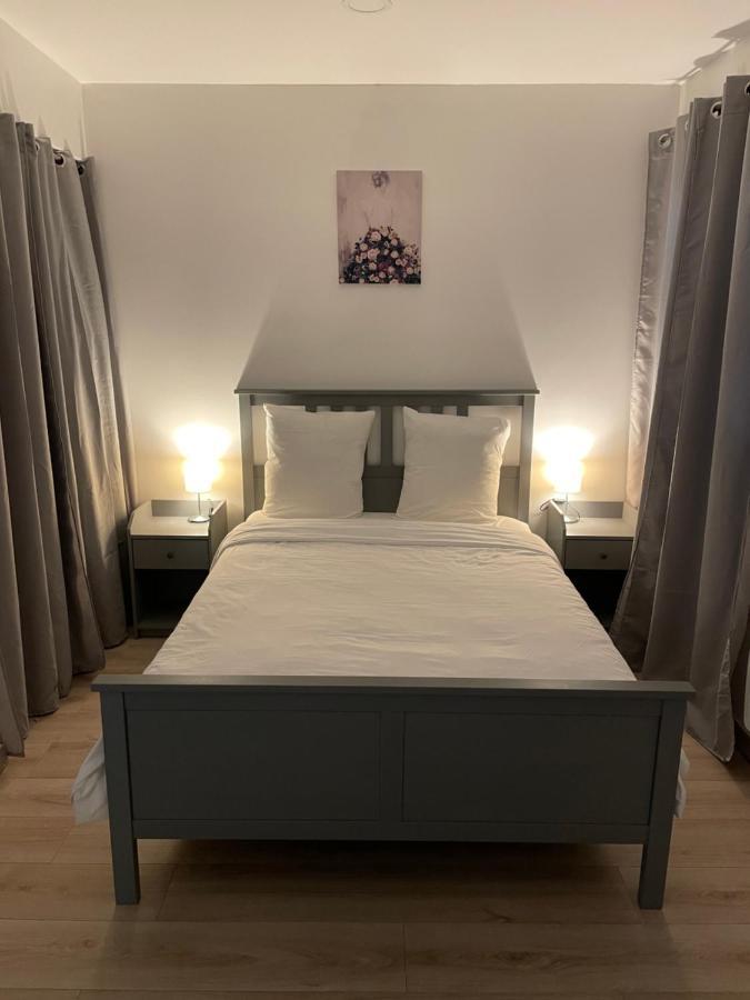 Residence Chene- 15 Mn De Paris Et 05 Mn D'Orly Aeroport 韦瑞-夏特林 外观 照片