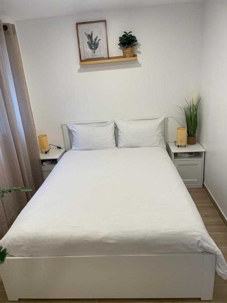 Residence Chene- 15 Mn De Paris Et 05 Mn D'Orly Aeroport 韦瑞-夏特林 外观 照片