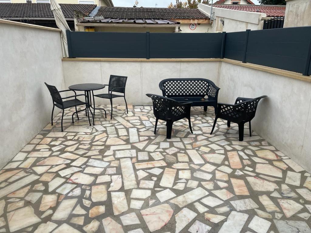 Residence Chene- 15 Mn De Paris Et 05 Mn D'Orly Aeroport 韦瑞-夏特林 外观 照片