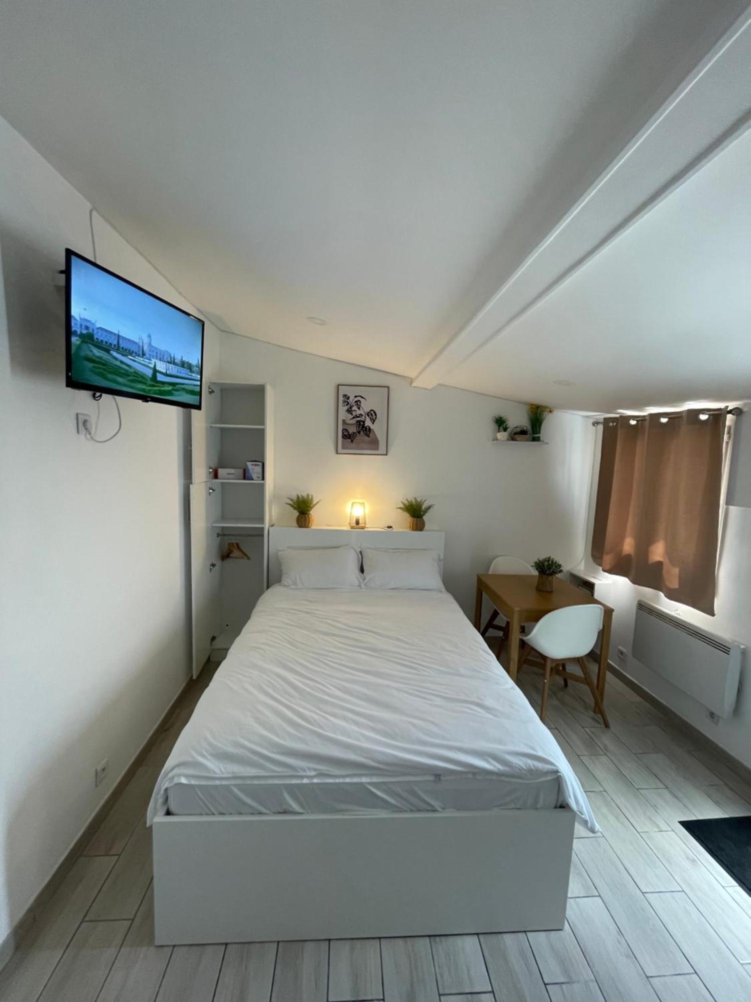 Residence Chene- 15 Mn De Paris Et 05 Mn D'Orly Aeroport 韦瑞-夏特林 外观 照片
